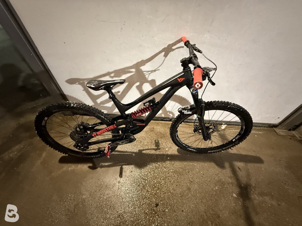 YT Industries Capra Base AL 2020