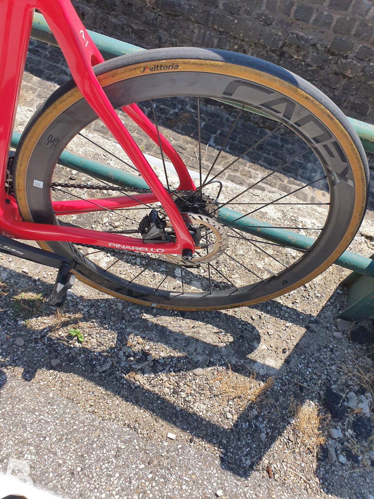 Pinarello PARIS 105 11S 2022