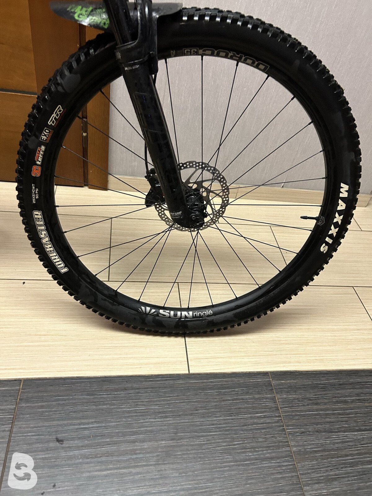 Radon Skeen Trail al.9.0 2024