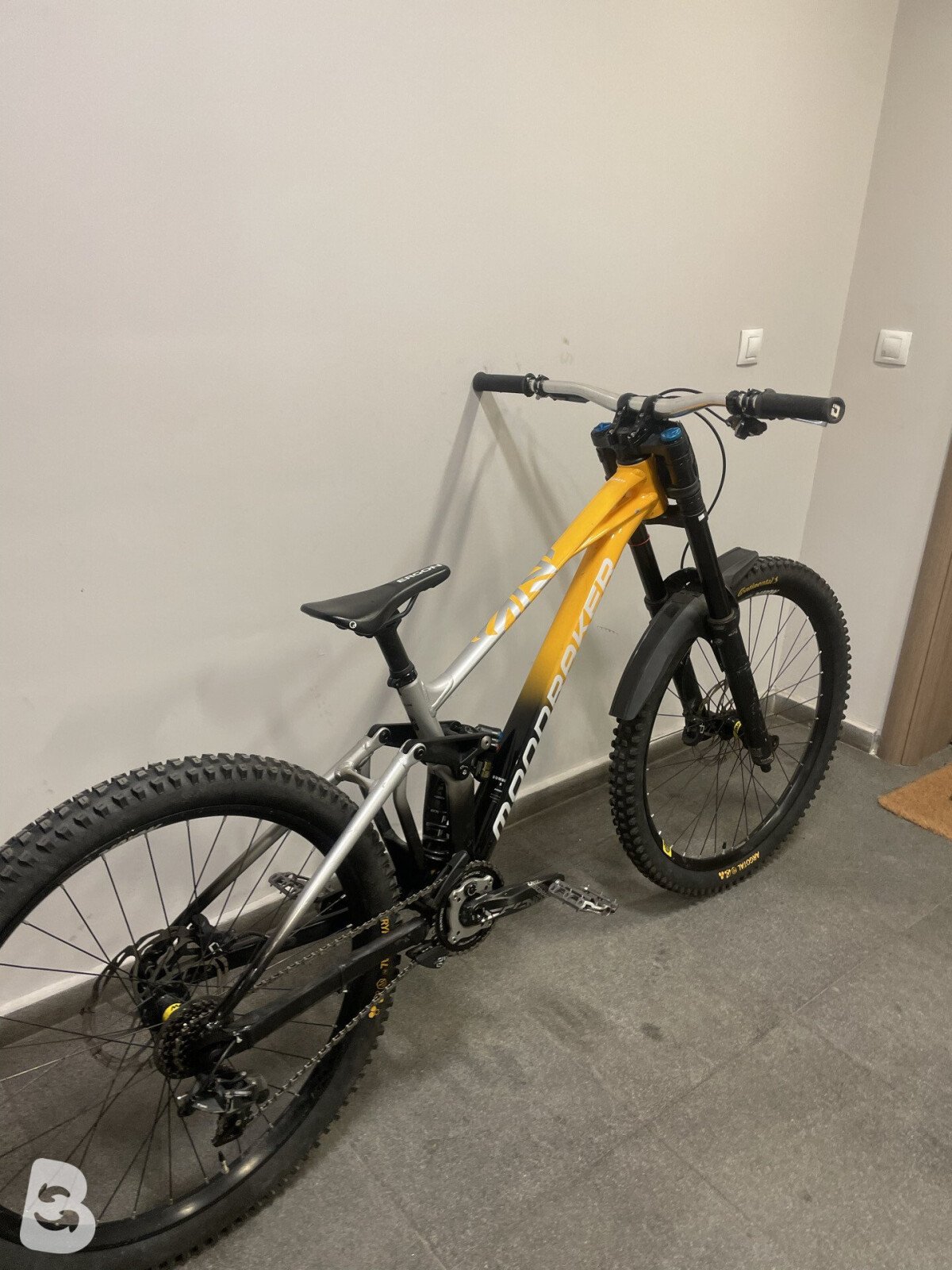 Mondraker Summun R 2025