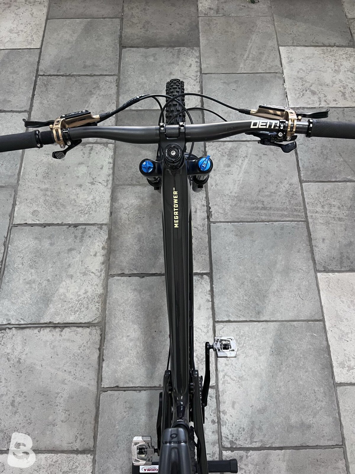 Santa Cruz MEGATOWER X01 / Carbon CC 2024