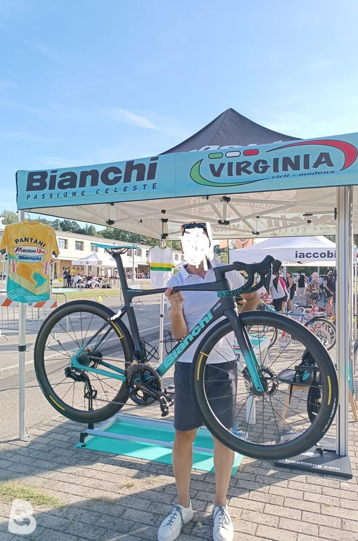 Bianchi Specialissima RC Durace Di2 2024