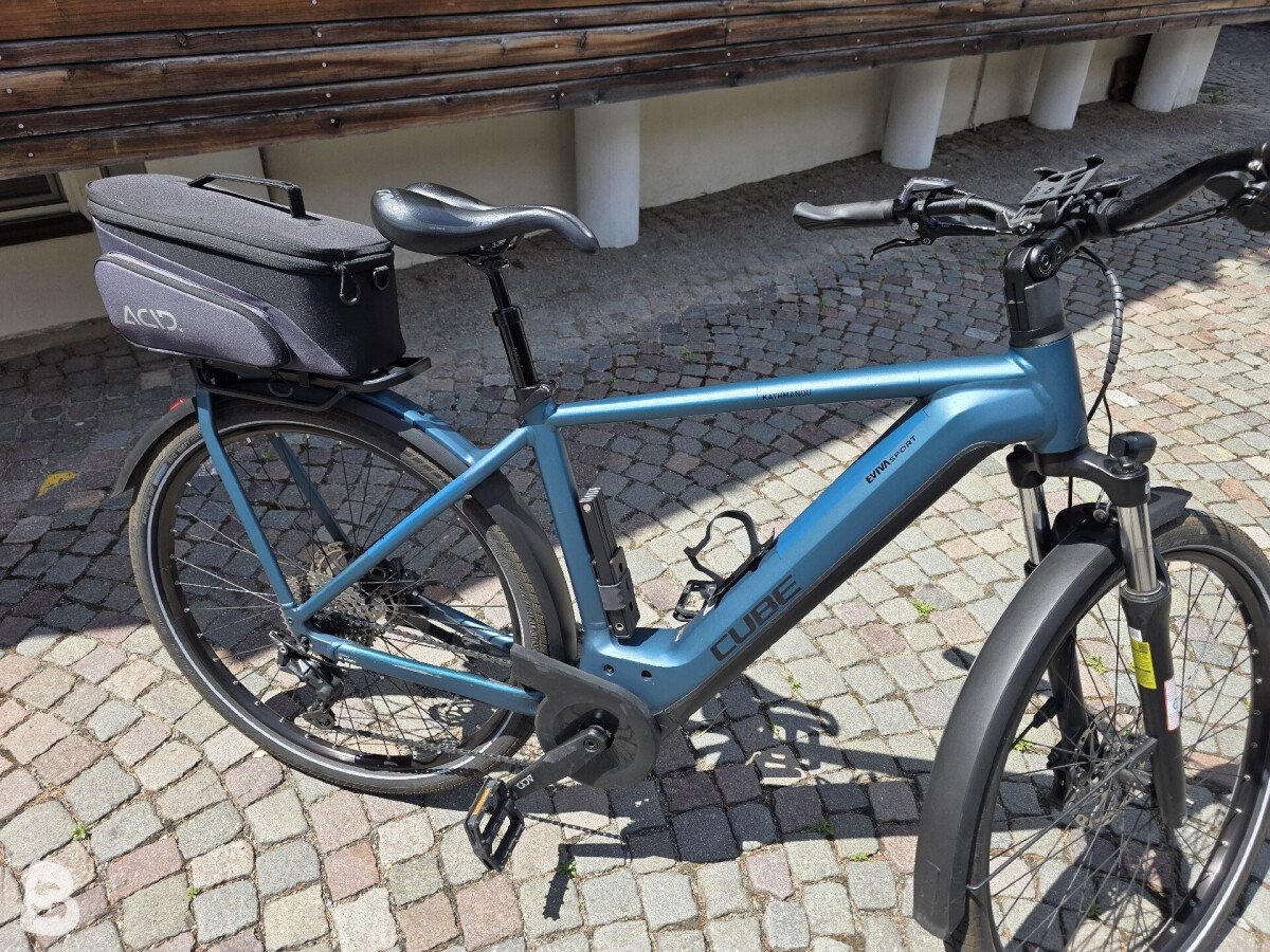 Cube Kathmandu Hybrid One 750 2023