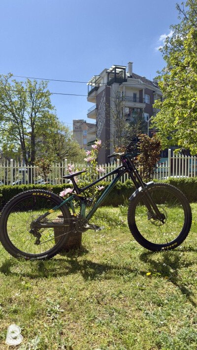 Mondraker Summum R 2022