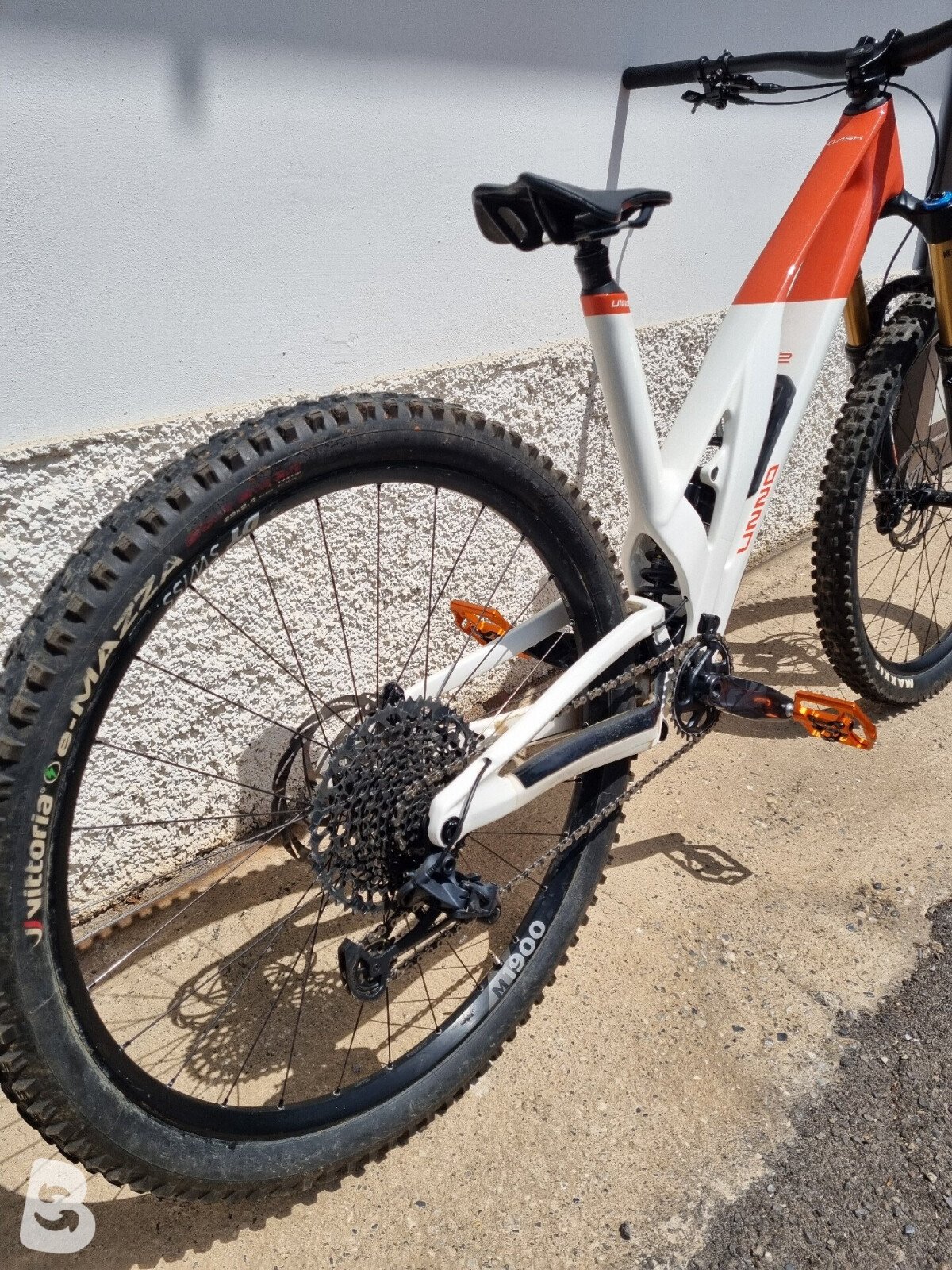 UNNO DASH Elite S2 2024