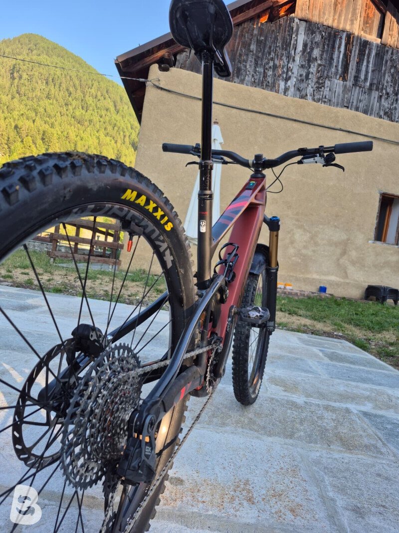 Mondraker Crafty Carbon RR 2025