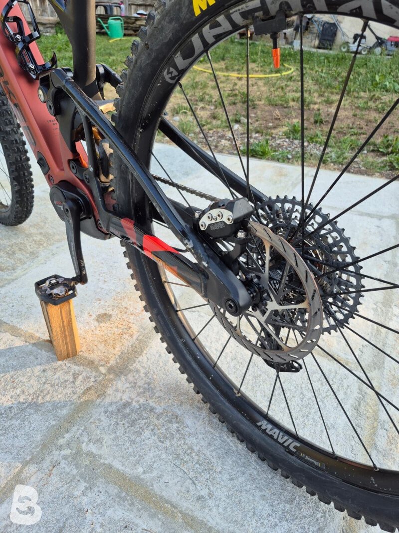 Mondraker Crafty Carbon RR 2025