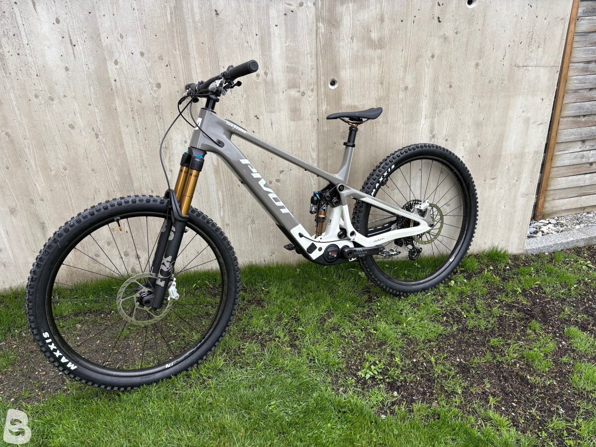 Pivot Schuttle SL/AM 2026