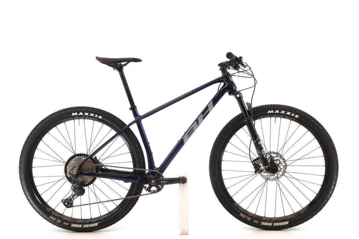BH Ultimate RC 7.5 XT 2024
