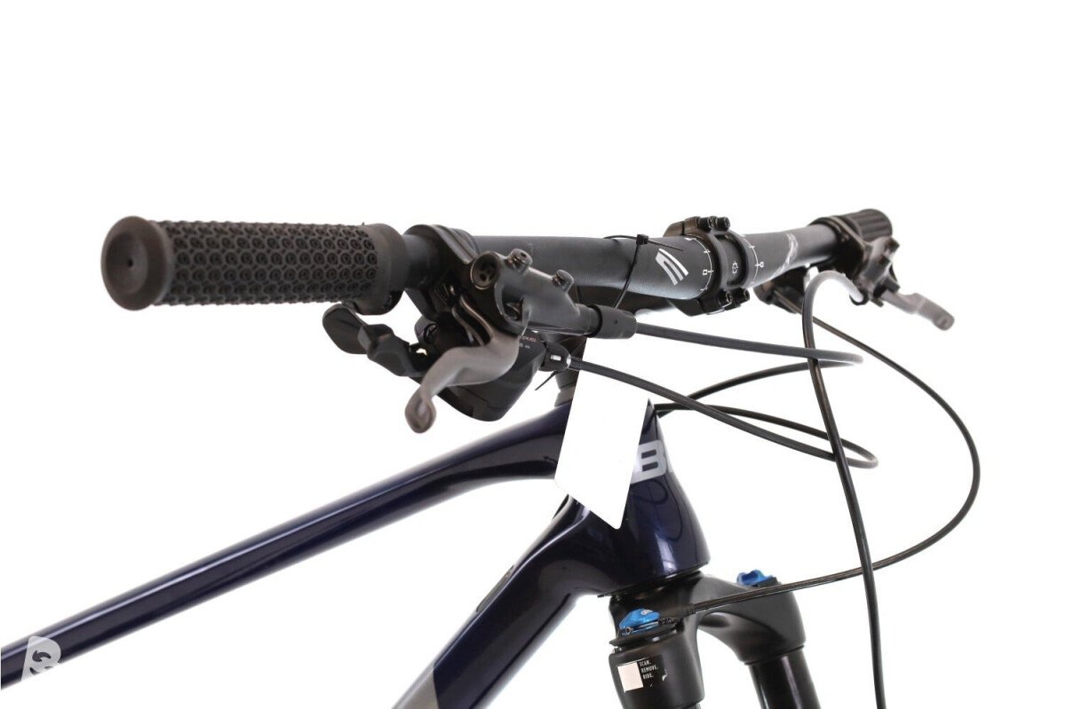 BH Ultimate RC 7.5 XT 2024