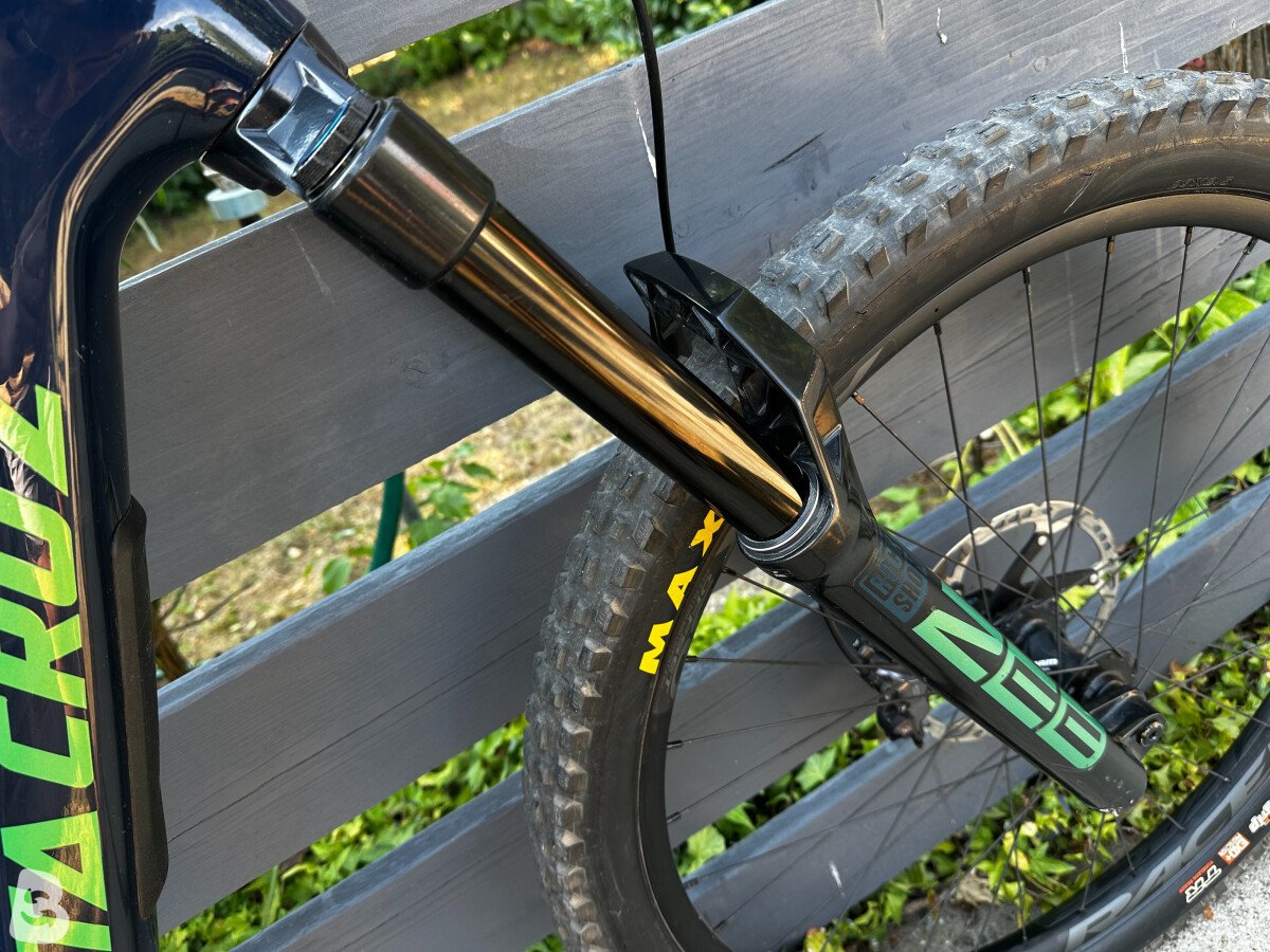 Santa Cruz MEGATOWER R / Carbon C 2023