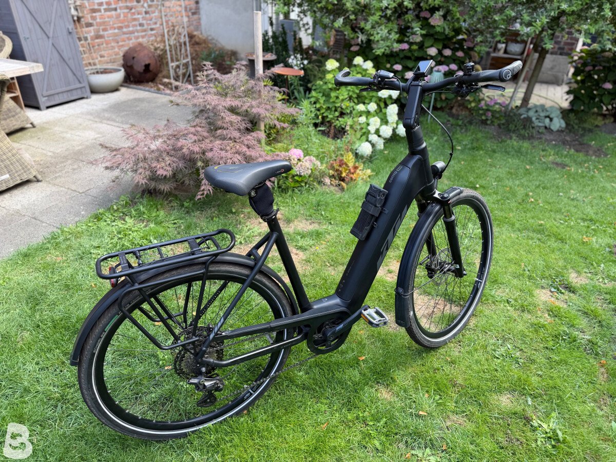 KTM Cento 10 Plus 2022