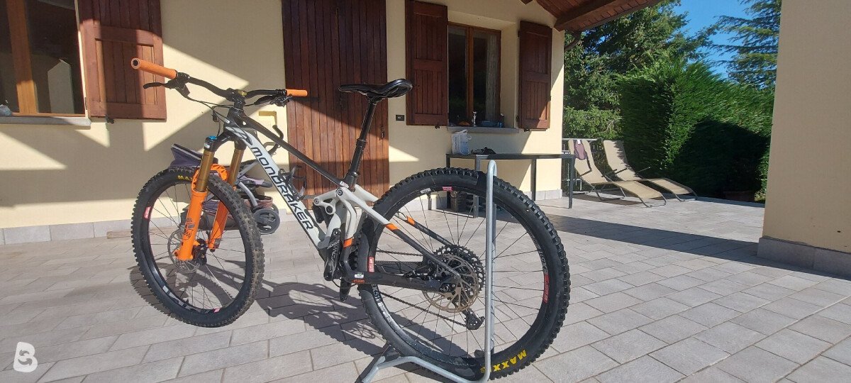 Mondraker SUPERFOXY CARBON R 2023