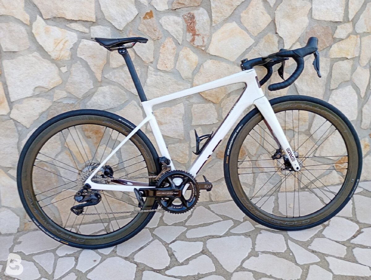 Enve MELEE 2025