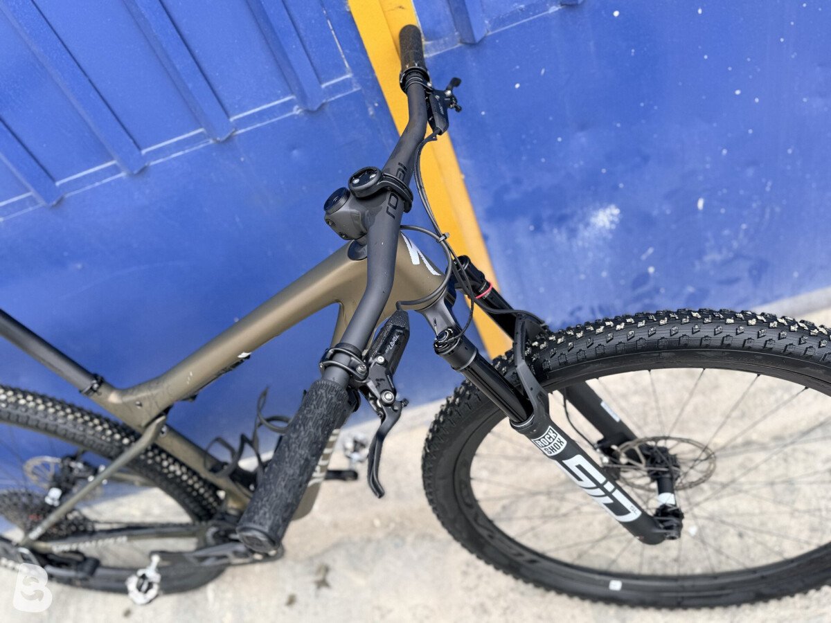 Specialized Epic 8 World Cup 2025