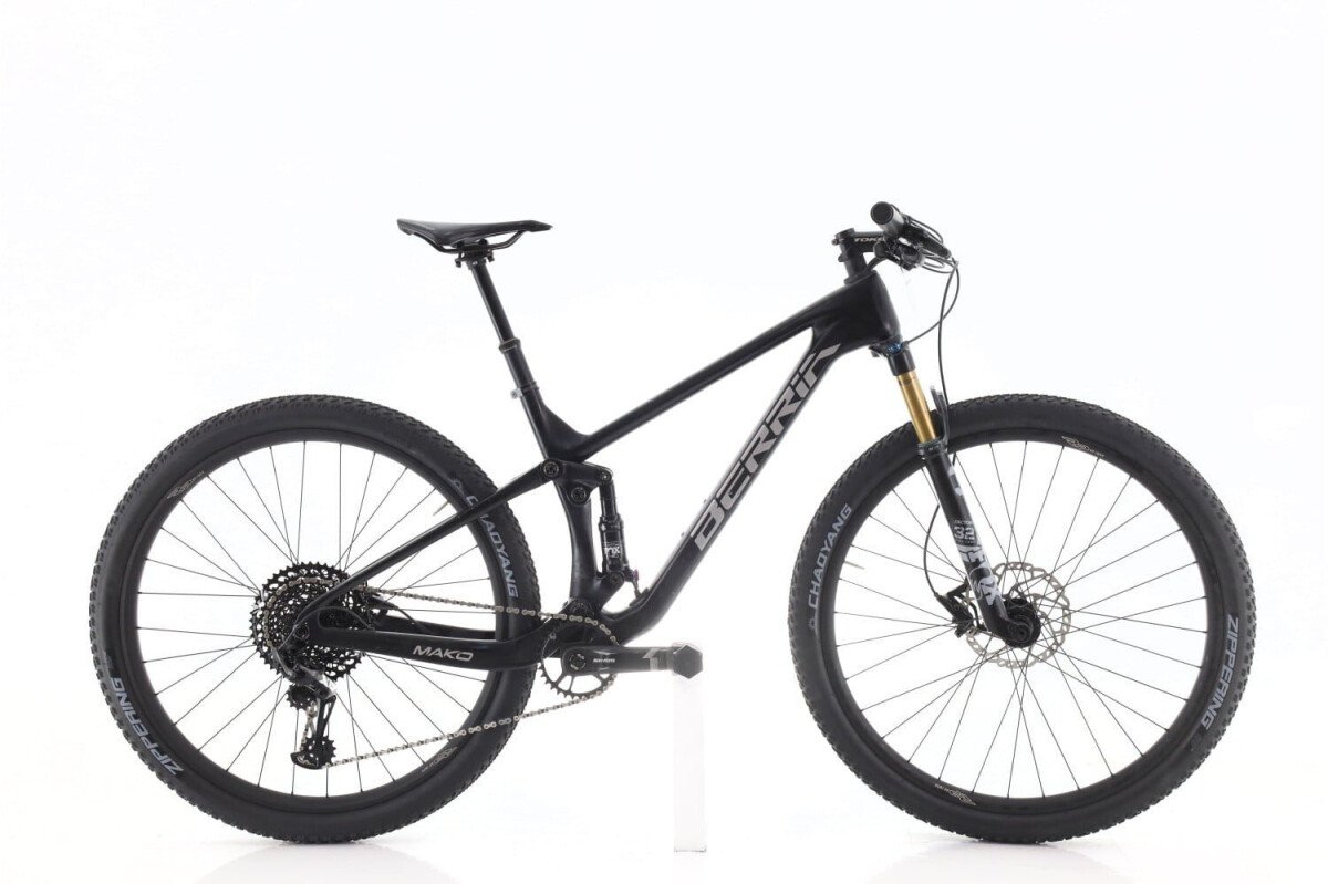 Berria Mako X01 2022