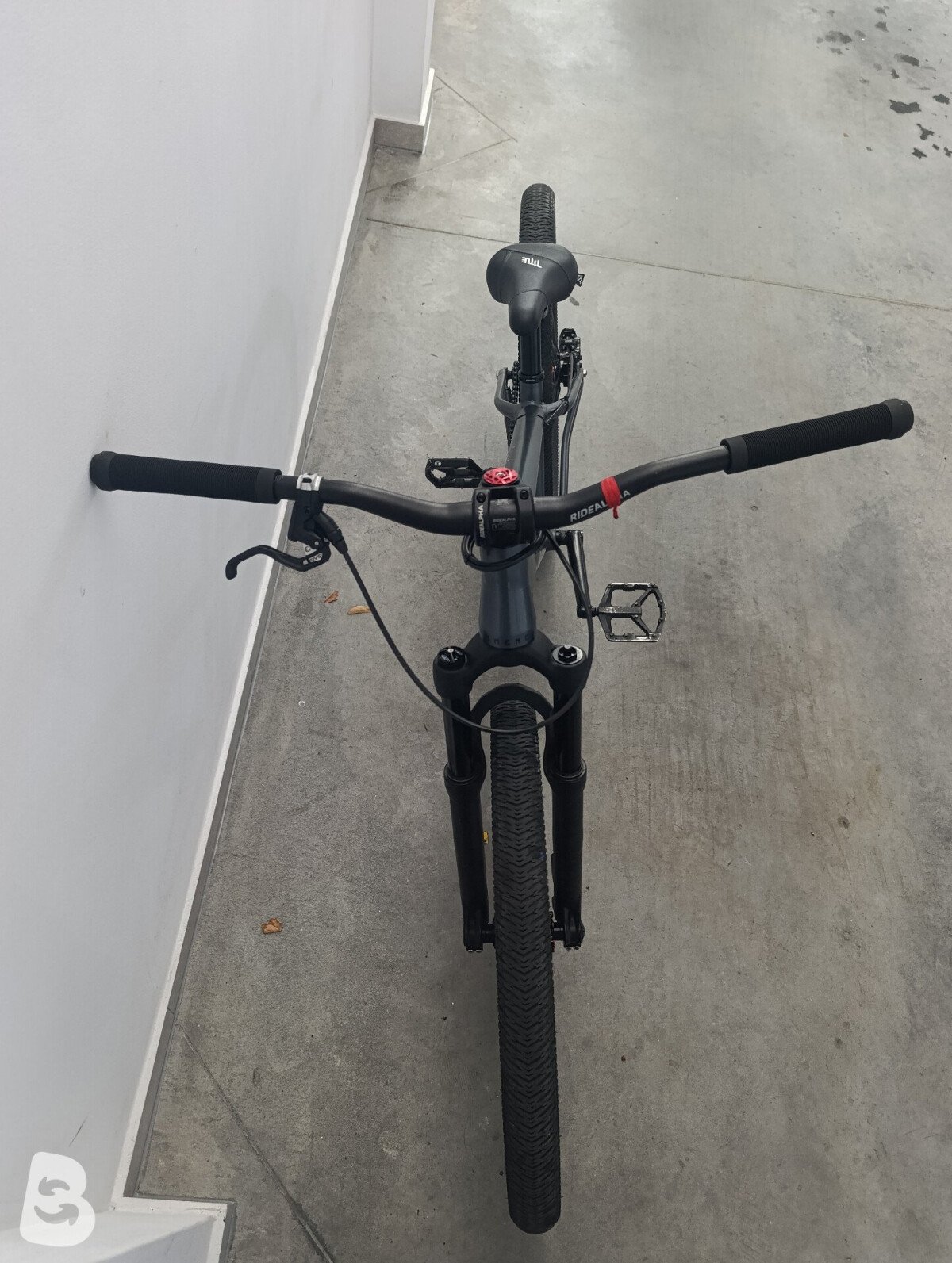 Commencal ABSOLUT 2023