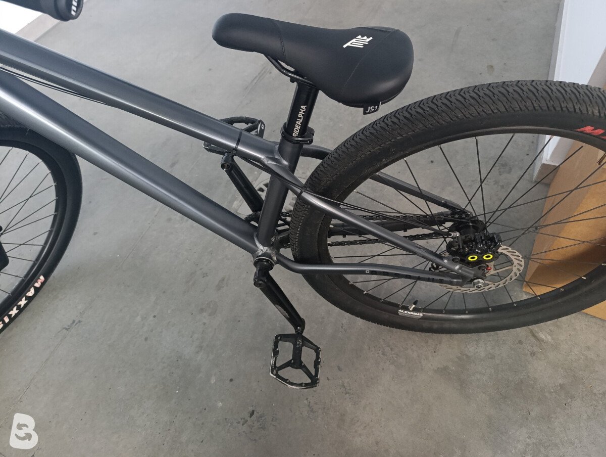 Commencal ABSOLUT 2023