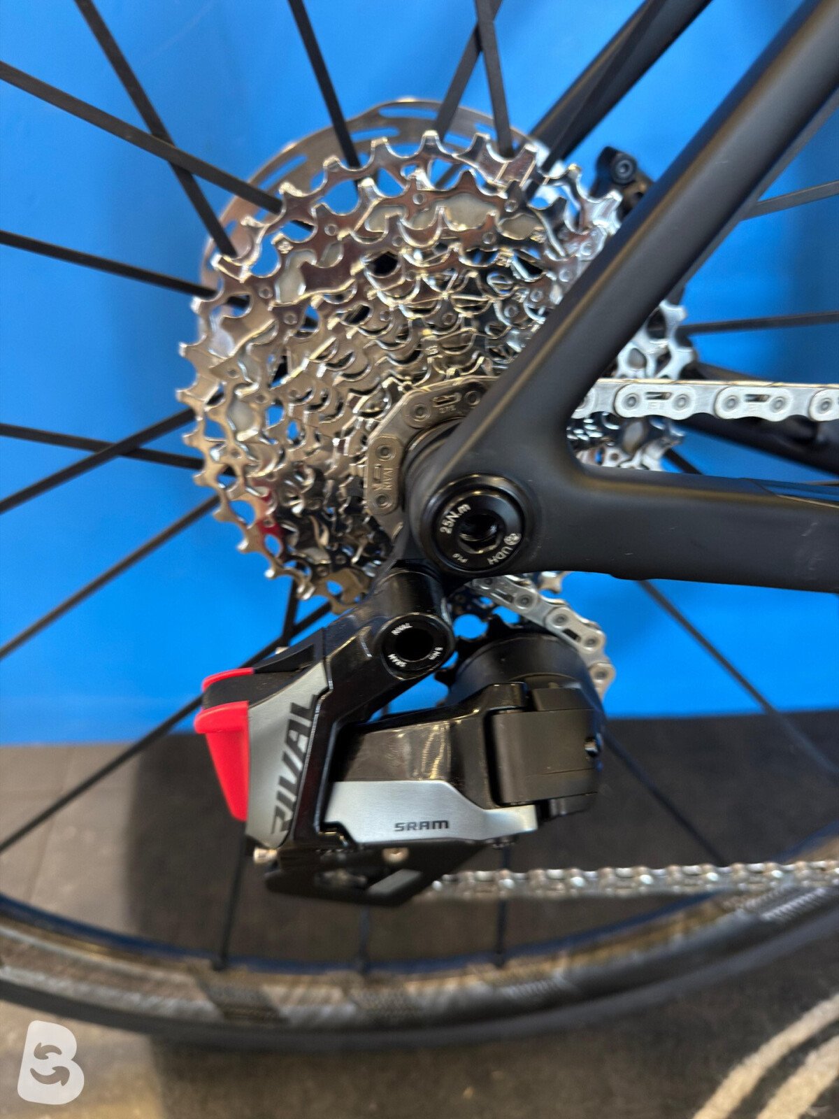Colnago V5rs Carbon Sram Rival fulcrum Carbon 2026