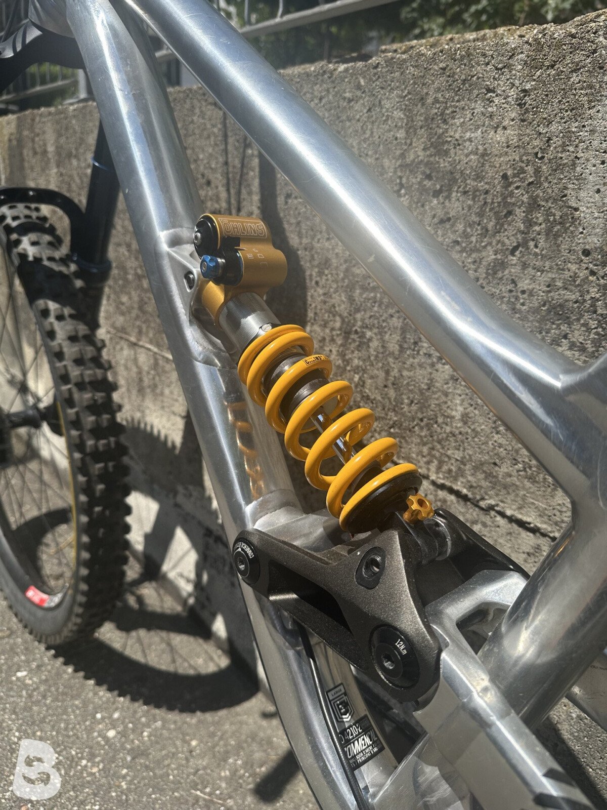 Commencal Clash Öhlins Edition 2021
