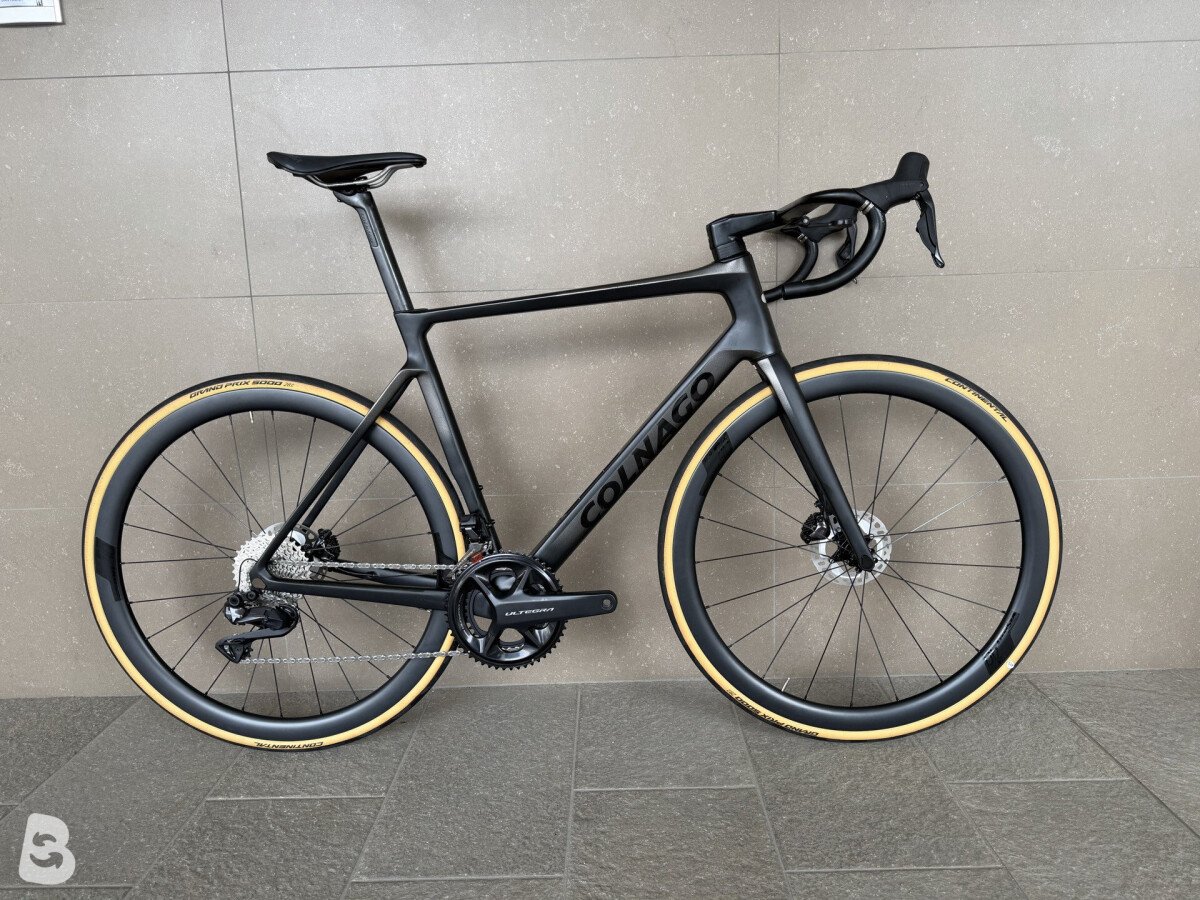Colnago V4Rs Disc Ultegra Di2 8100 w/Fulcrum Racing Wind 400 Wheels 2023