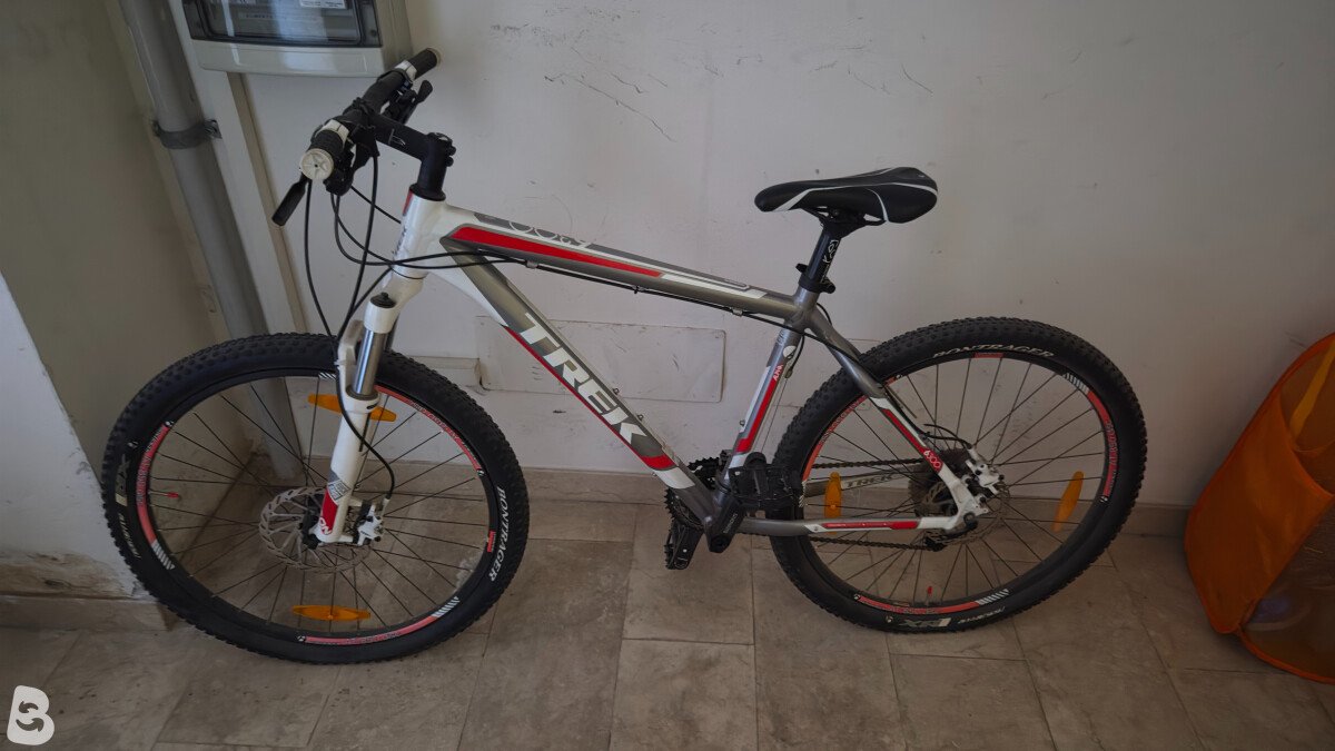 Trek SIX 6300 2012