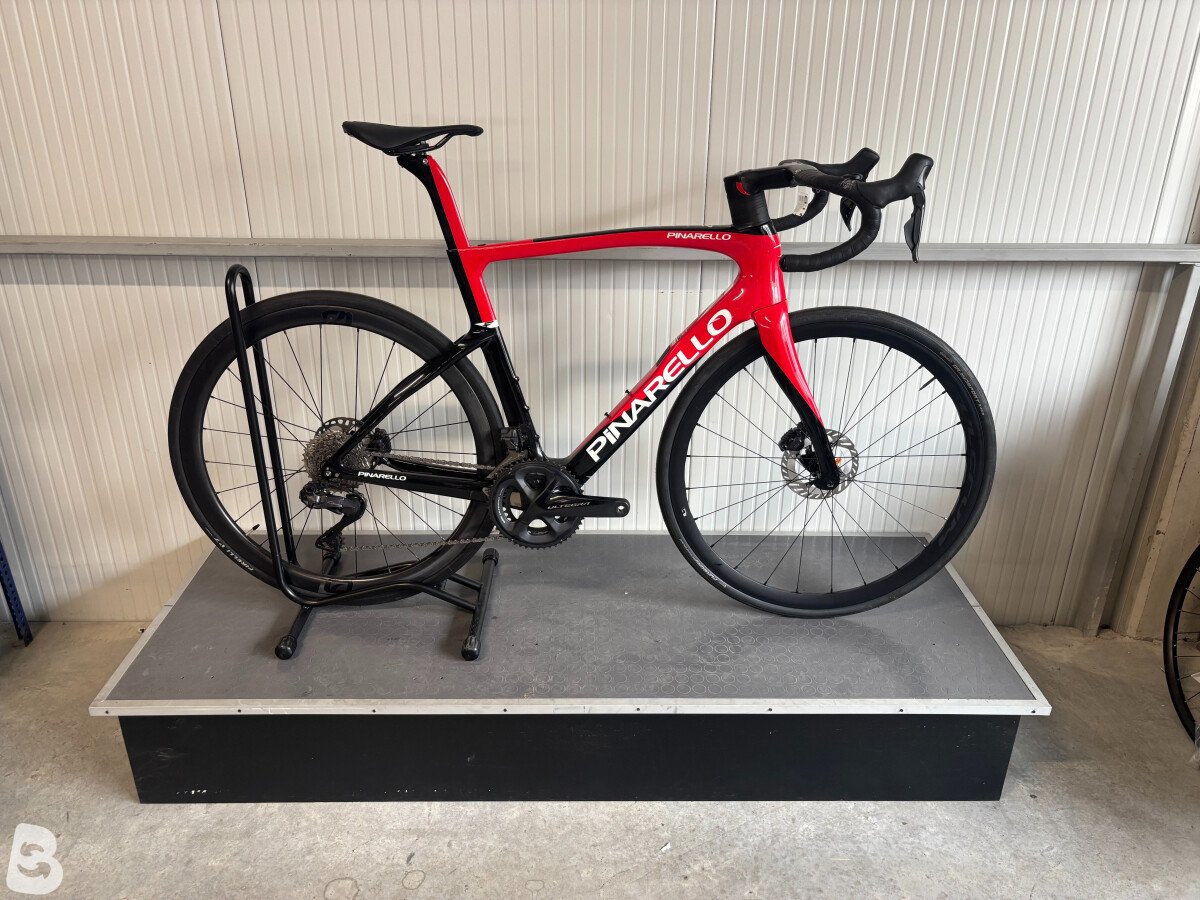 Pinarello F 7 2024