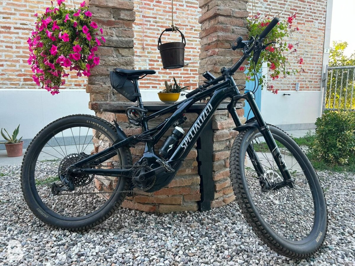Specialized turbo levo comp 2023