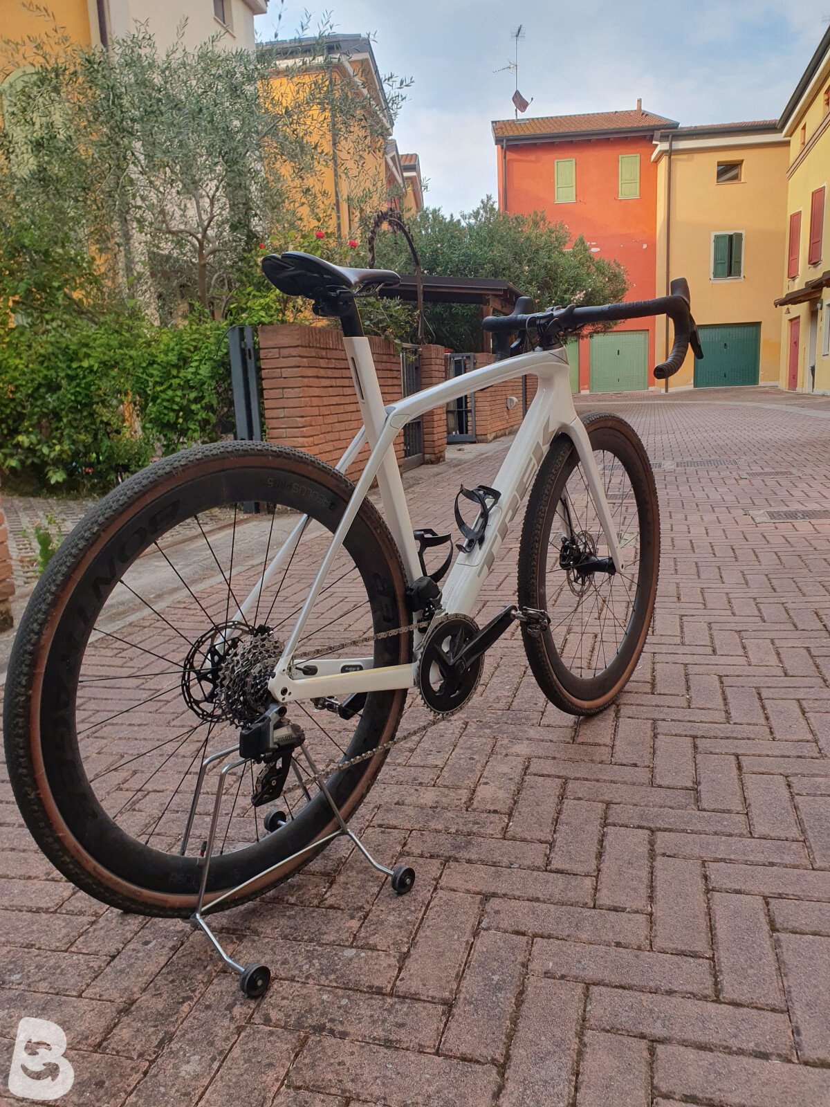 Trek Domane SL 6 AXS Gen 4 2023