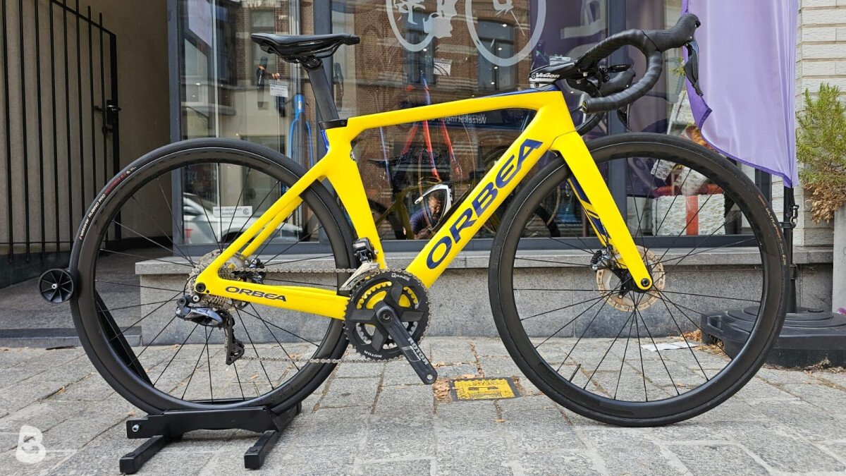 Orbea orca aero M20i team-d disc ultegra di2 + carbon wheels 2020