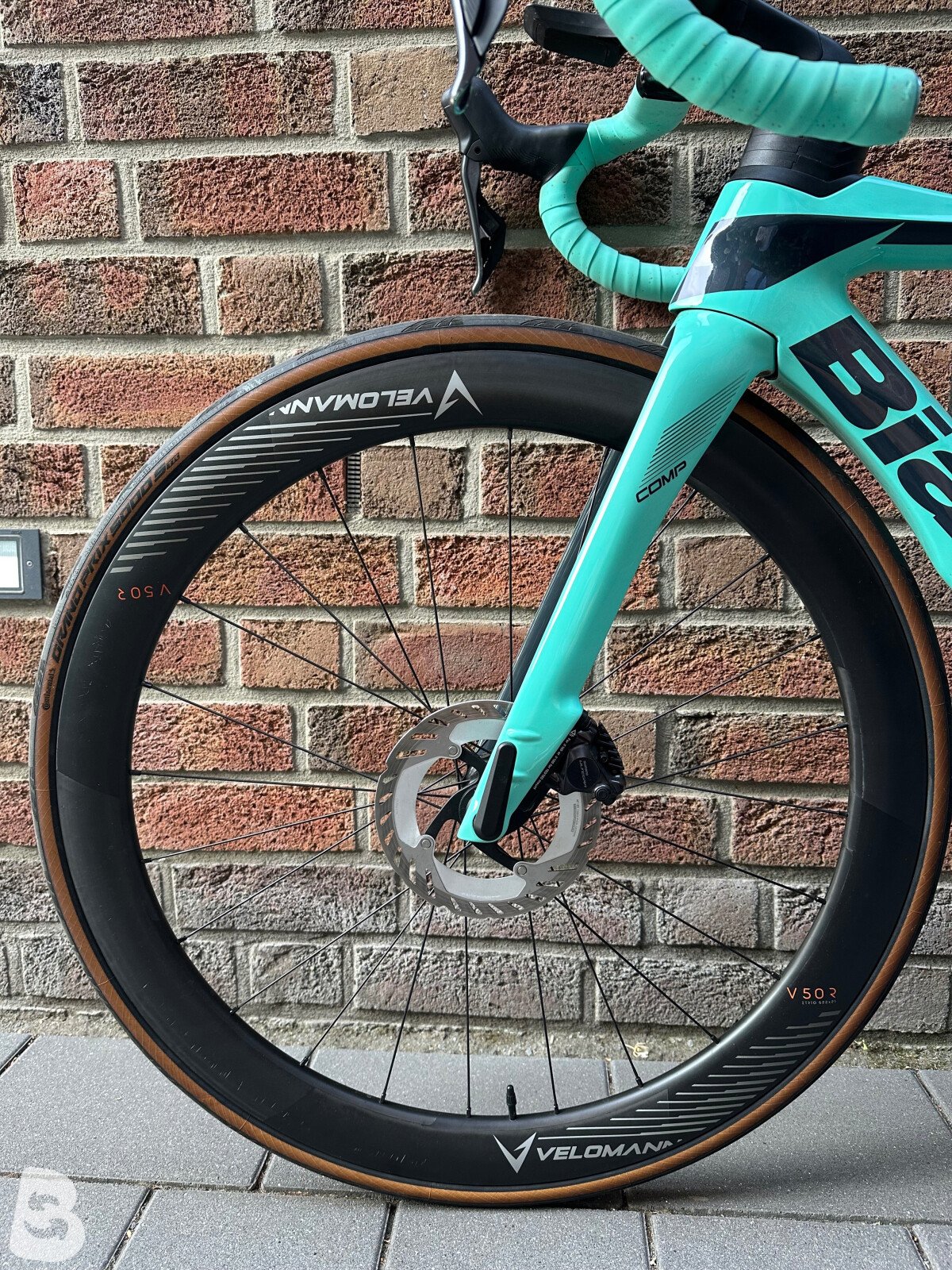 Bianchi Oltre Comp Ultegra Di2 2025