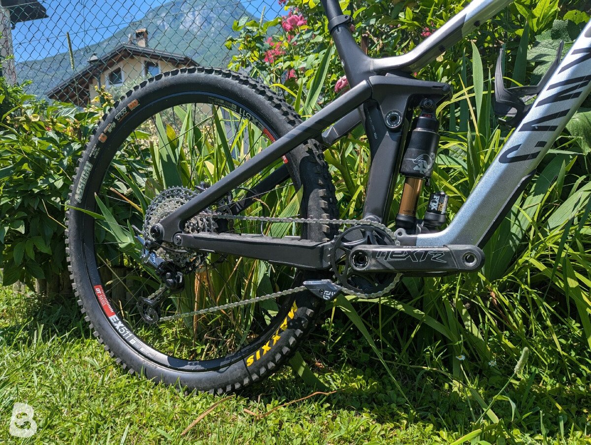 Canyon Strive CFR 2022