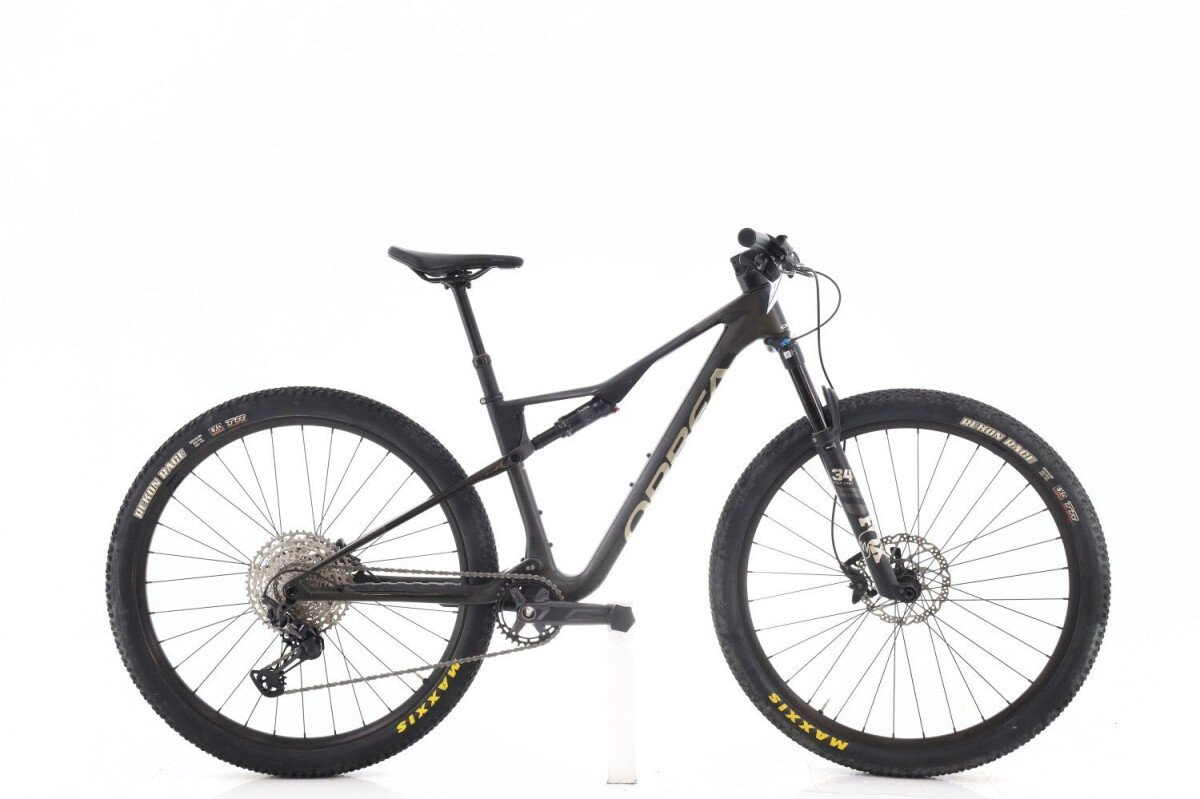 Orbea Oiz XT 2024