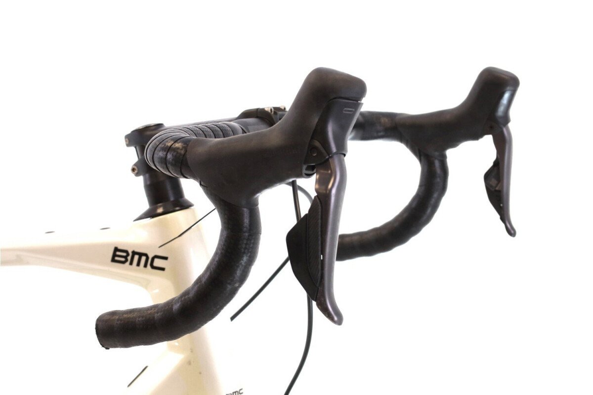 BMC Roadmachine THREE Di2 12V 2024