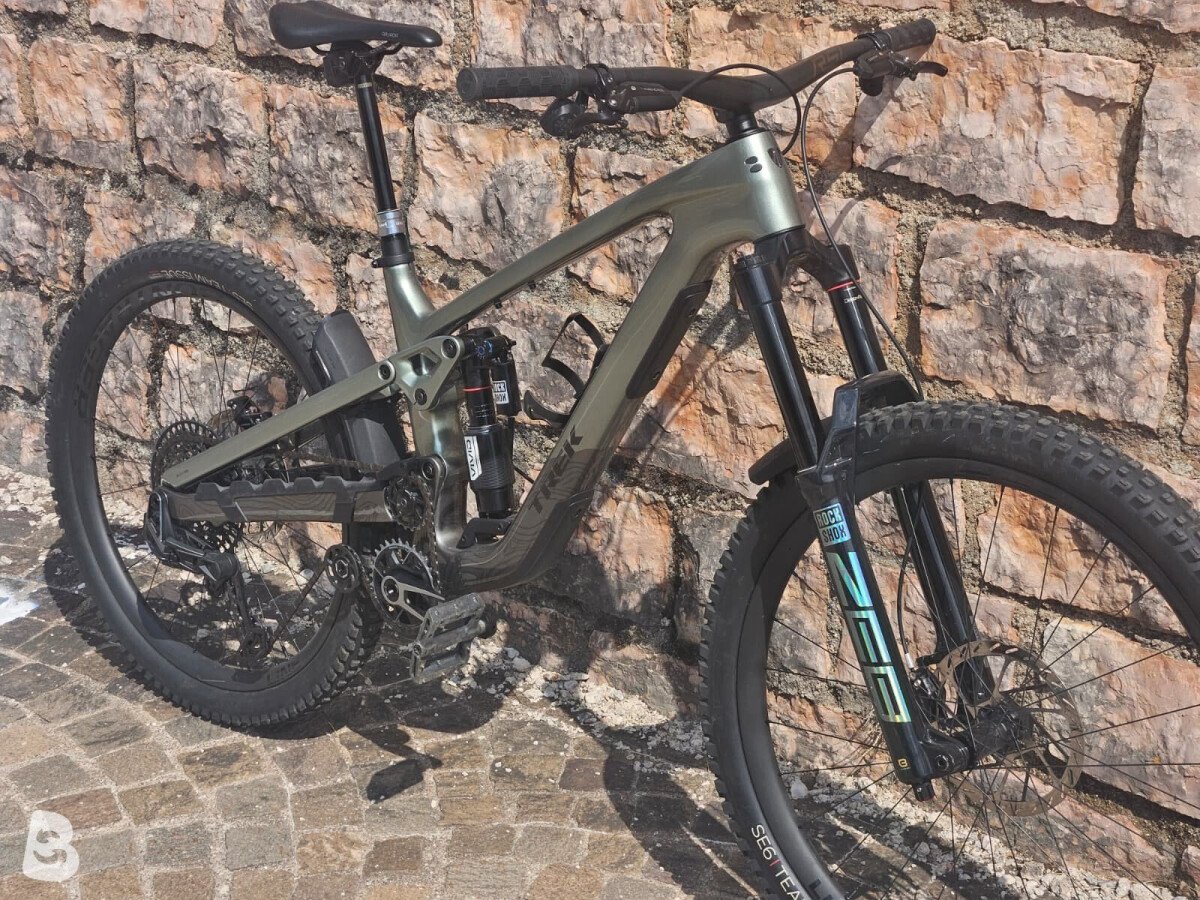 Trek Slash 9.9 AXS T-Type gen 6 2025