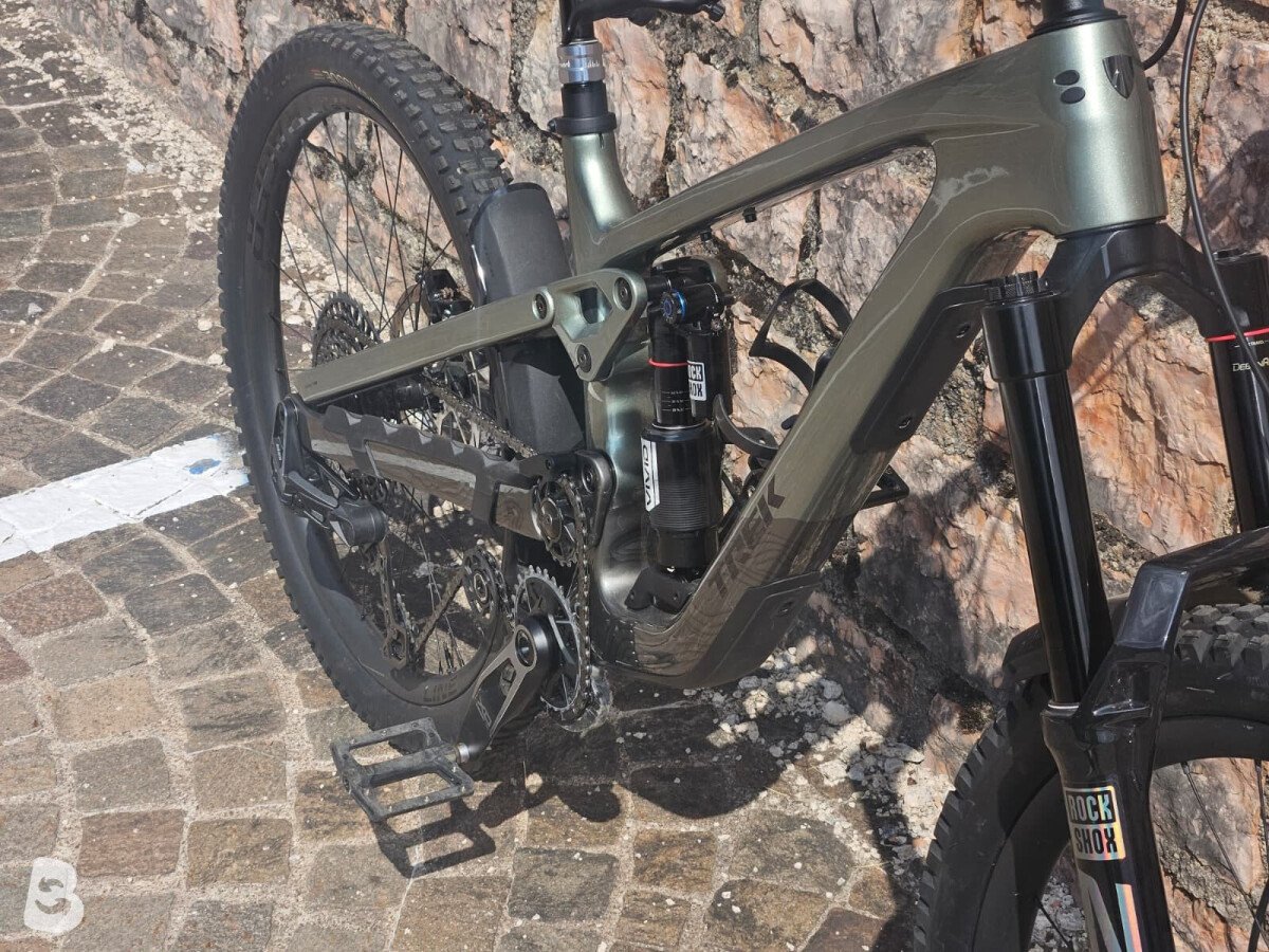 Trek Slash 9.9 AXS T-Type gen 6 2025