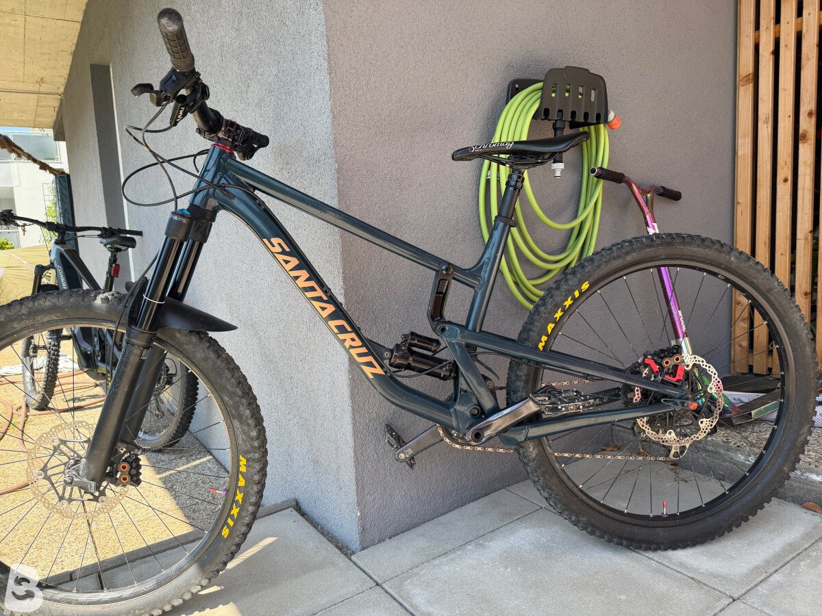 Santa Cruz Nomad V4 Al 2018