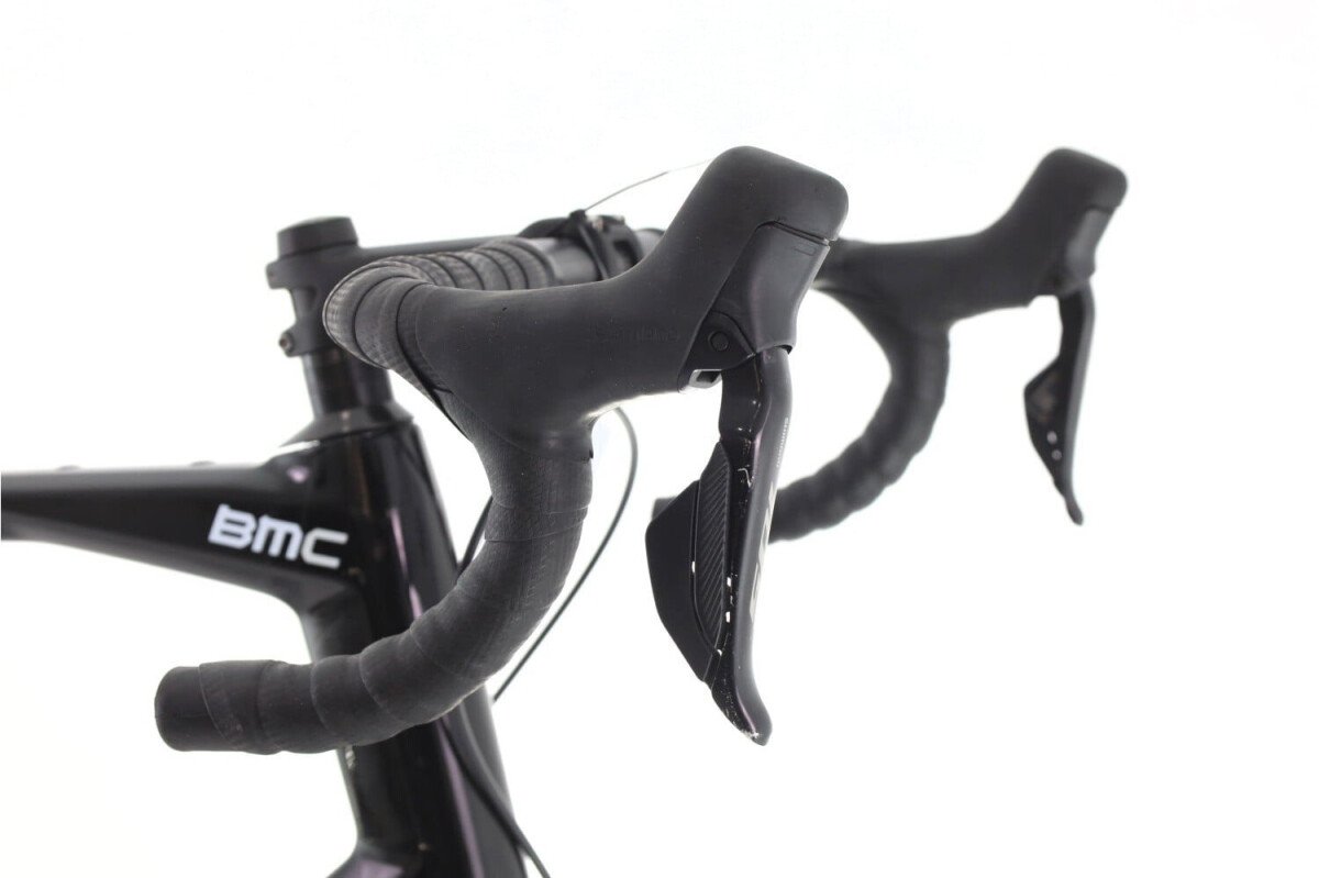 BMC Roadmachine Five Di2 12V 2024