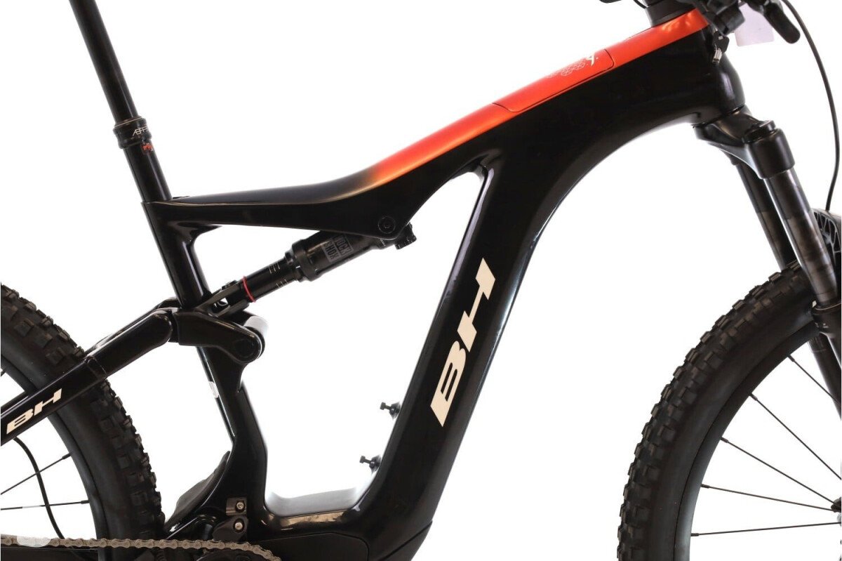 BH AtomX Lynx Carbon Pro 8.2 2024