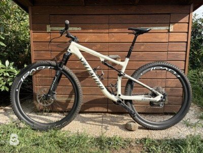 Specialized epic pro 2023