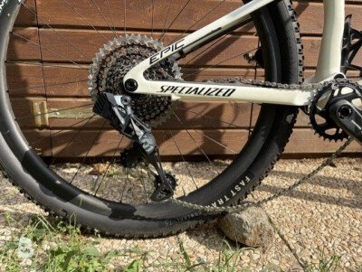 Specialized epic pro 2023