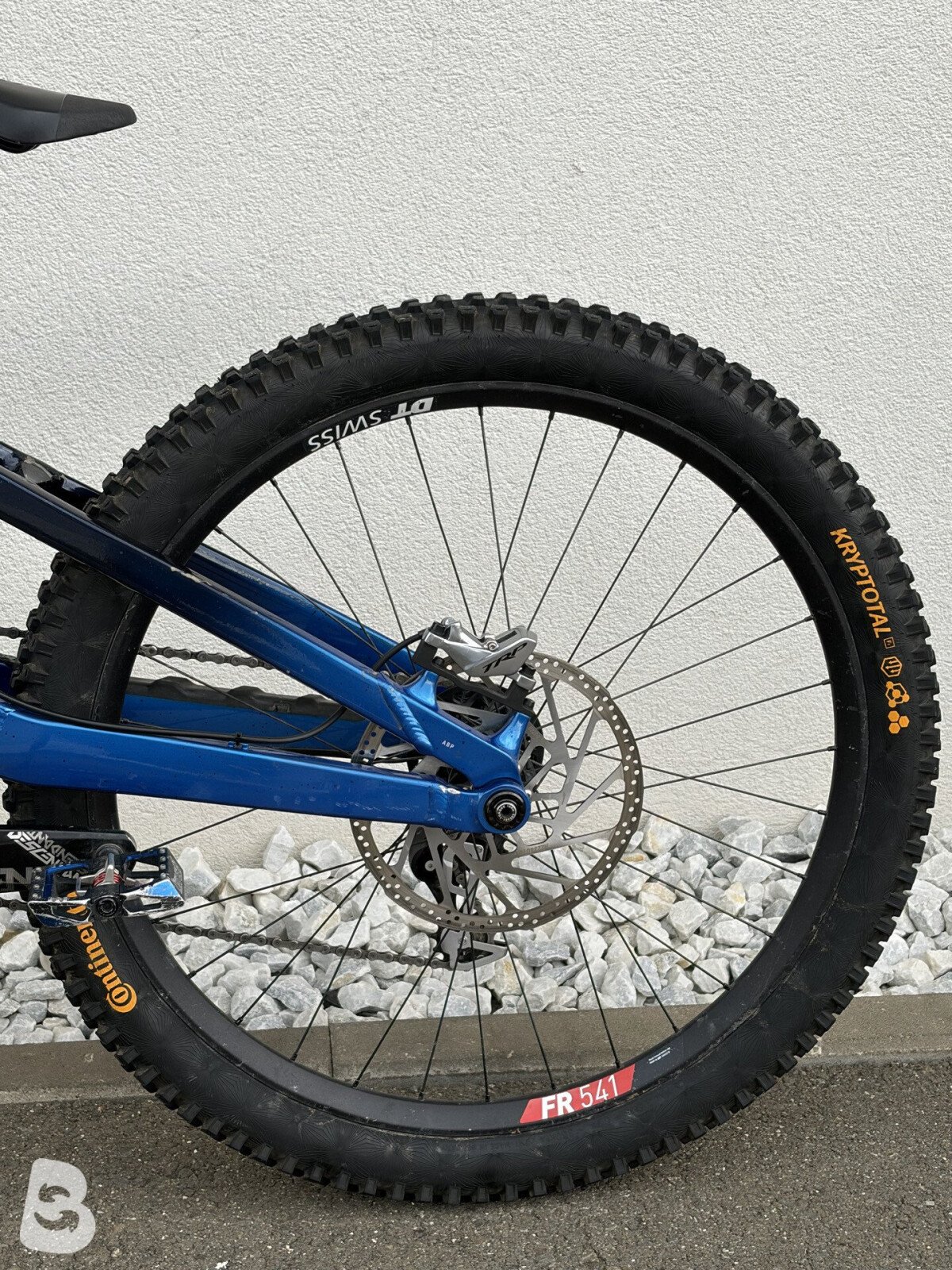 Trek Session 9 2022