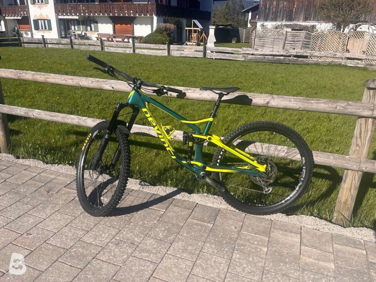 Devinci Spartan Carbon X01 2019