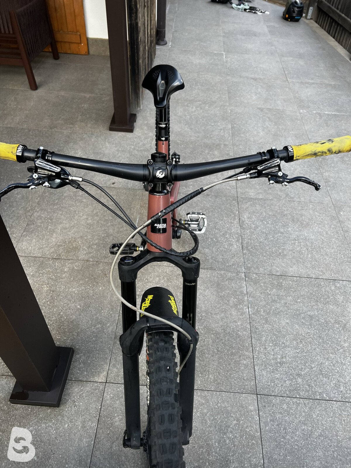 Santa Cruz Bronson R Carbon 2021