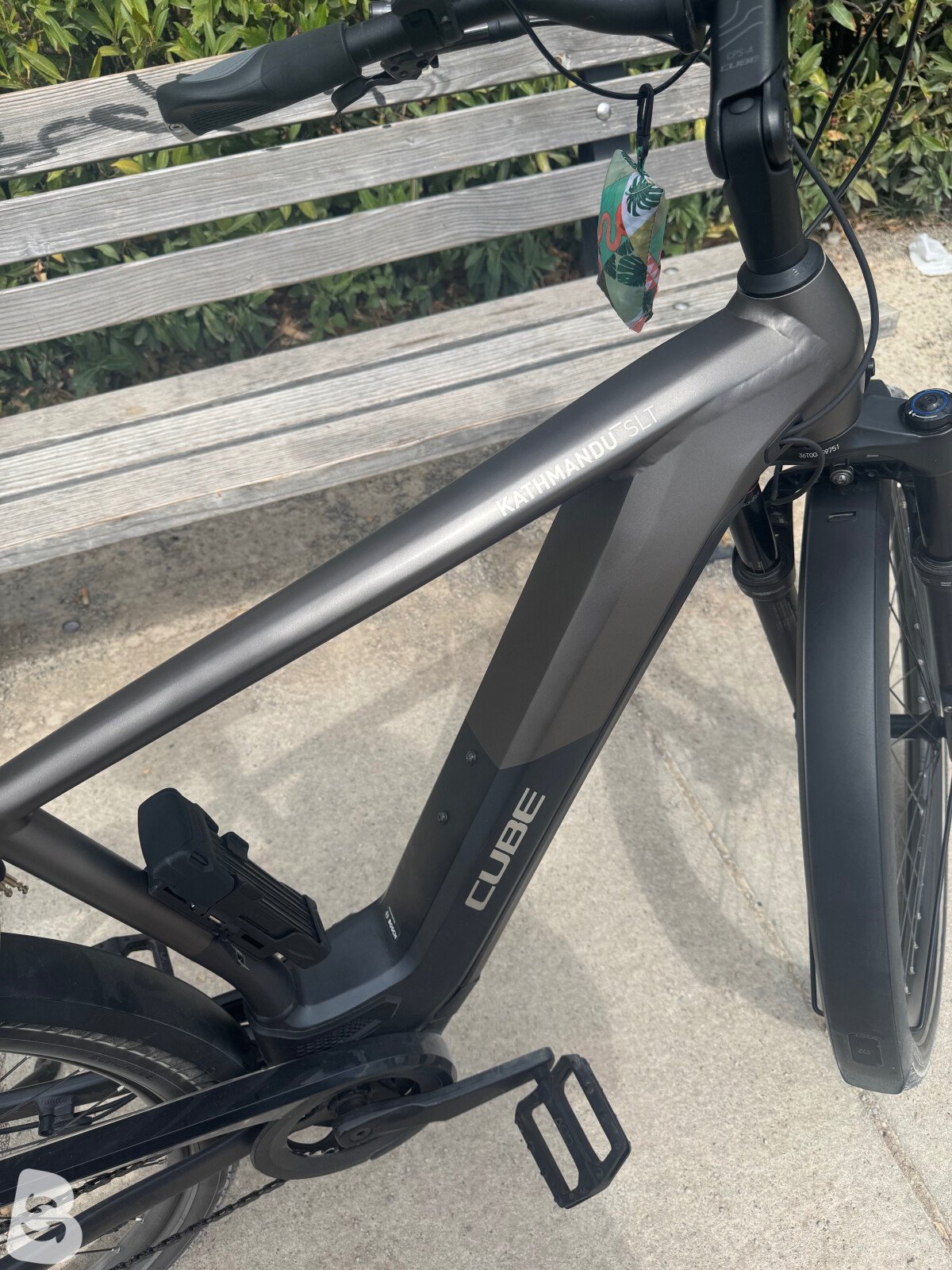 Cube Kathmandu Hybrid SLT 625 2021