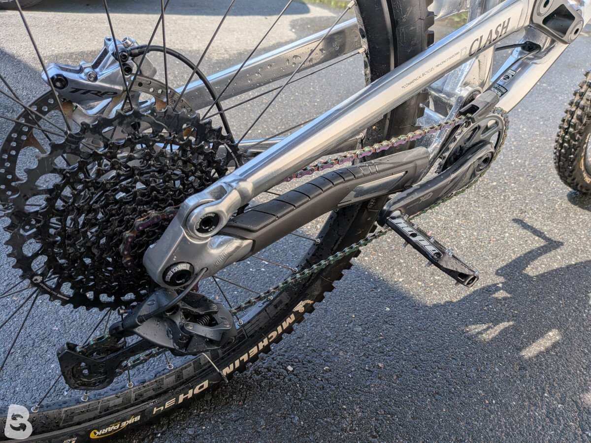 Commencal CLASH OHLINS EDITION 2022