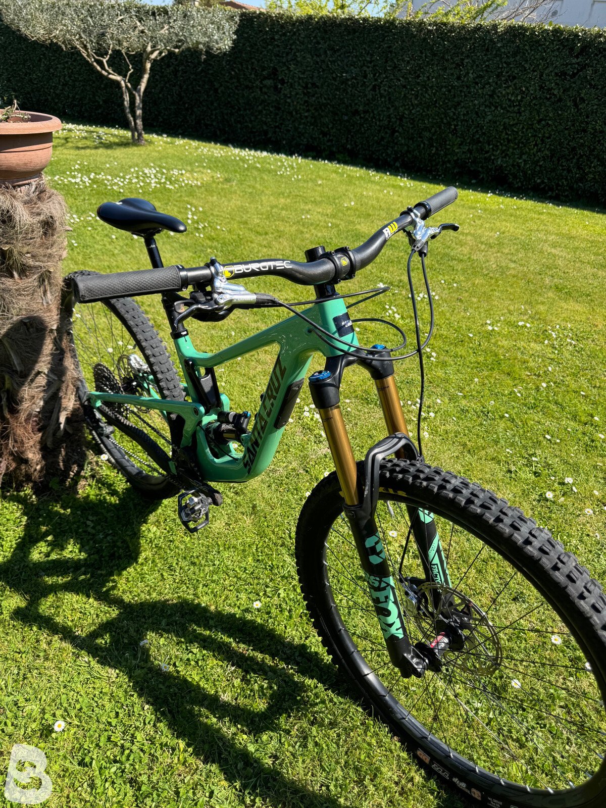 Santa Cruz Megatower R 2020