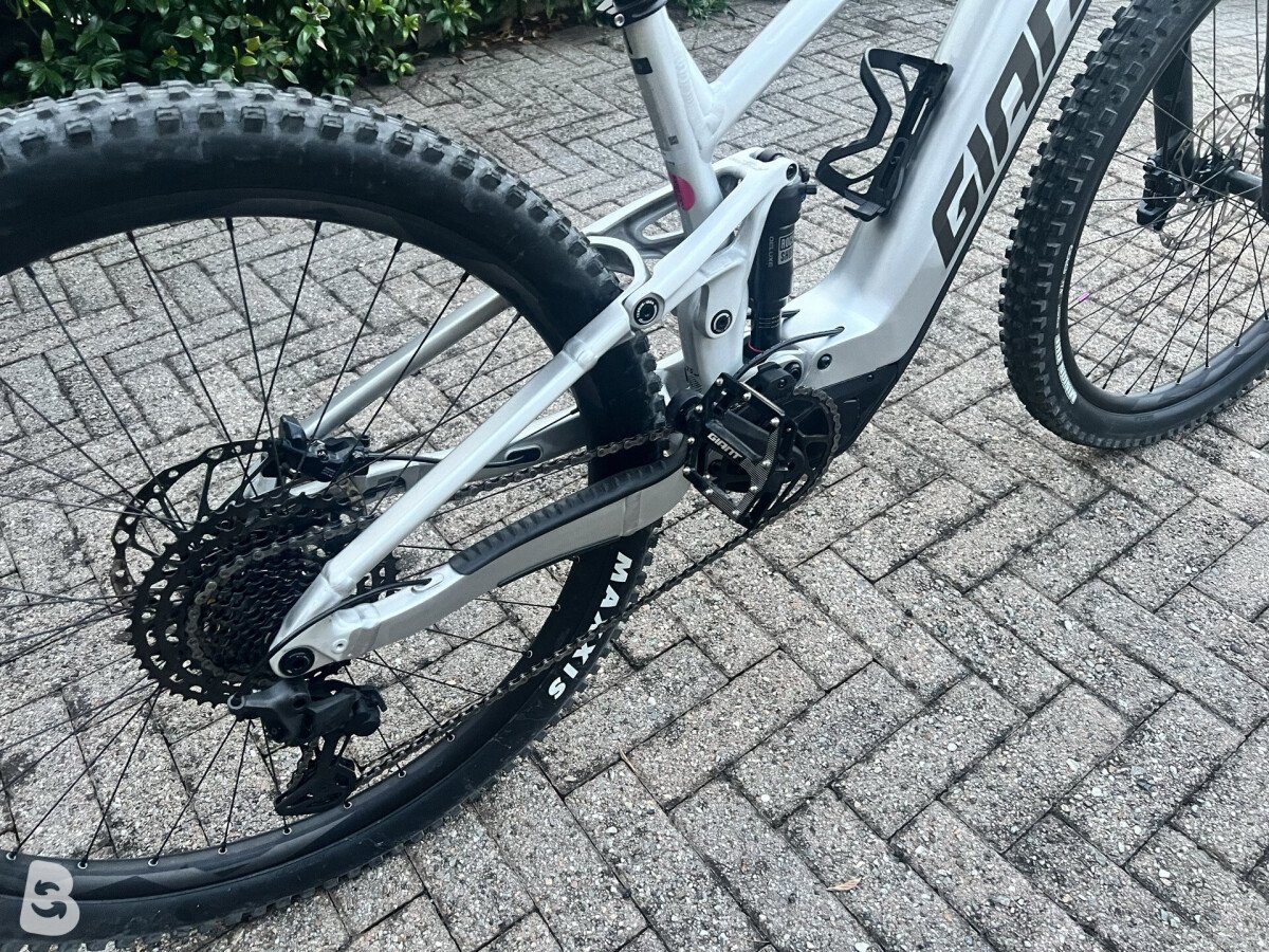 Giant Stance E+ 0 Pro 2024
