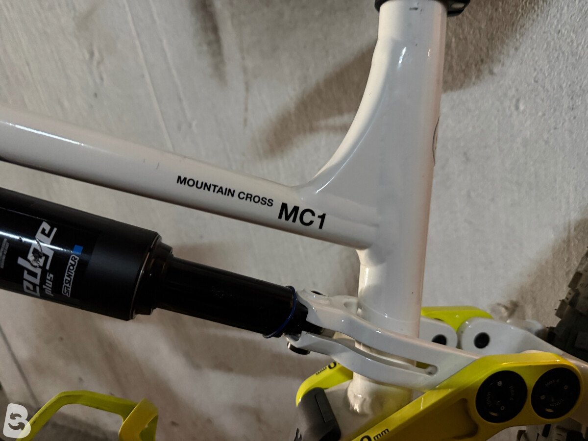 Husqvarna Mountain Cross MC1 2022