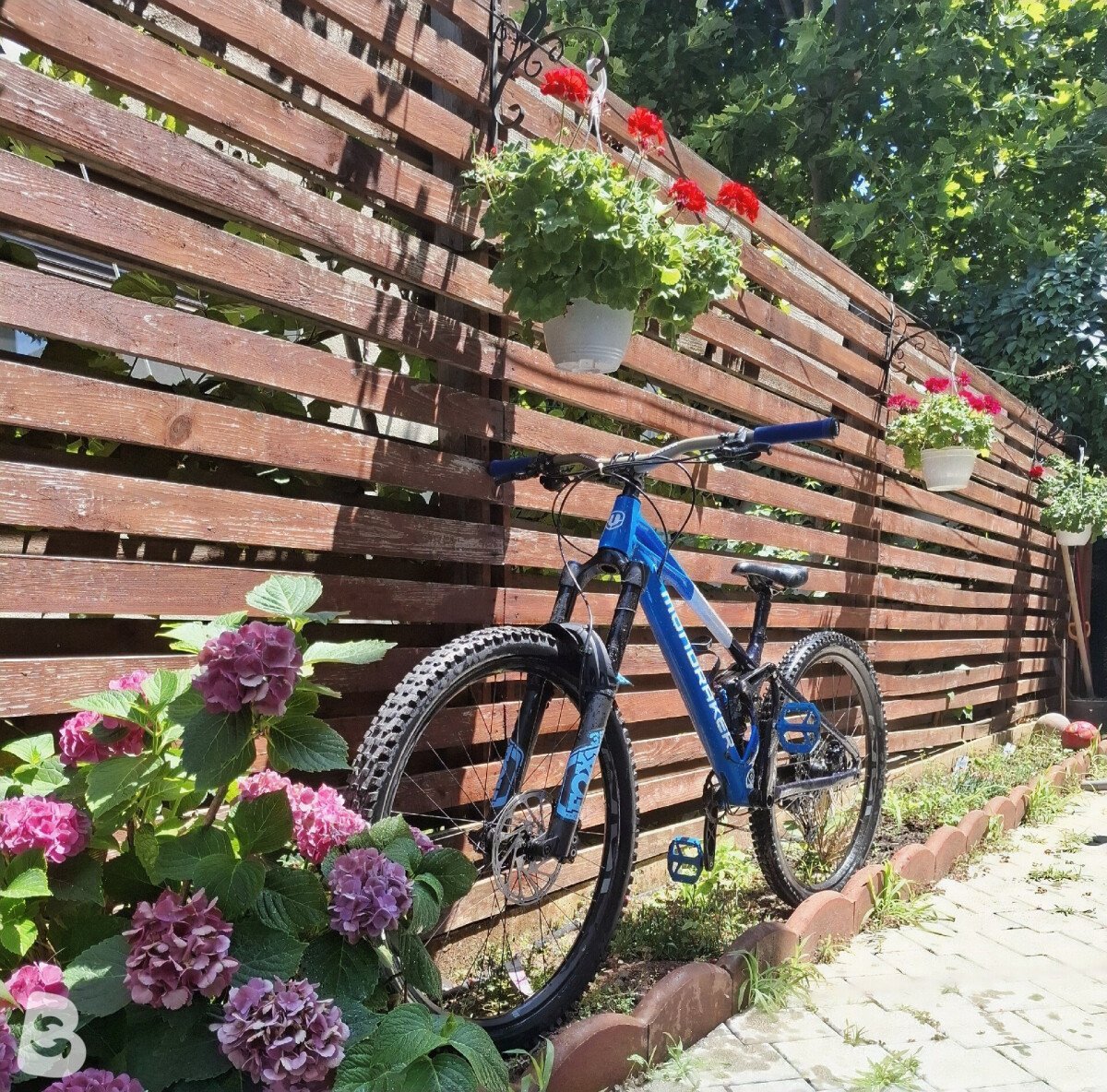 Mondraker SUPERFOXY 2024